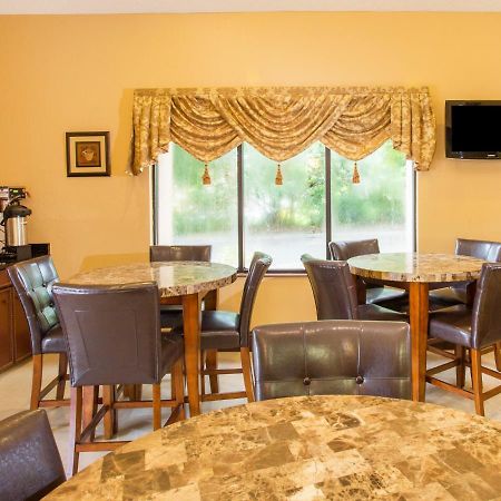 Travelodge By Wyndham Fort Myers Airport Eksteriør billede